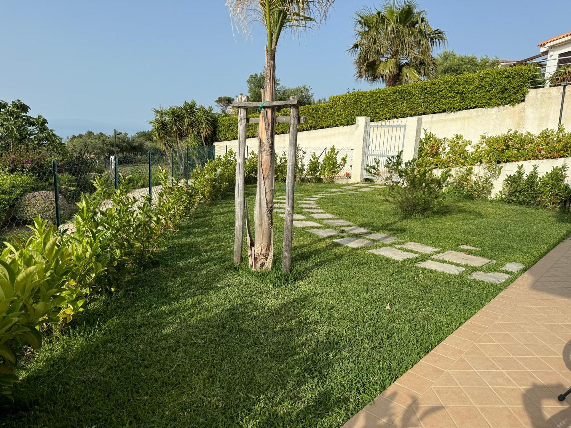 Villa Dei Fiori Zambrone Exterior photo